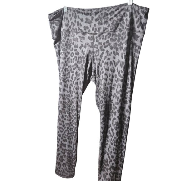 Leopard Print Womens Leggings 3XL Microfiber & Spandex Blend - Picture 1 of 3